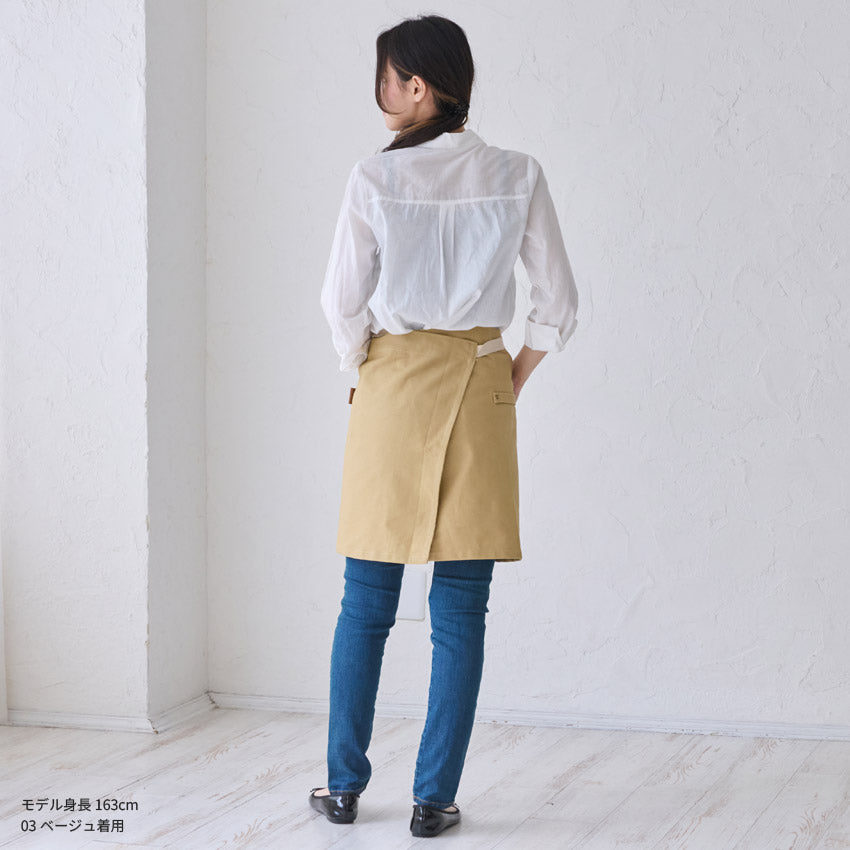 タオル掛けループ付き腰巻きエプロン