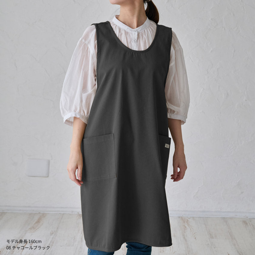 結ぶ手間なし！すっぽり着れるクロスエプロン