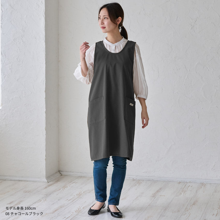 結ぶ手間なし！すっぽり着れるクロスエプロン