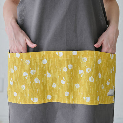 無地に和柄のワンポイントがおしゃれなH型エプロン