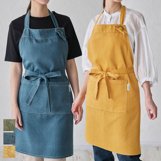 自分好みのサイズに調節しやすいホルターネックエプロン