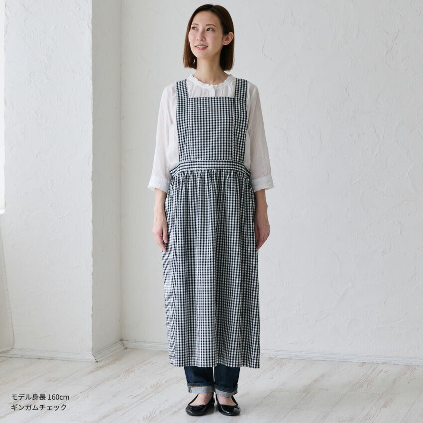 まるで洋服のようなワンピースエプロン