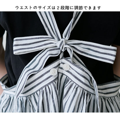 まるで洋服のようなワンピースエプロン