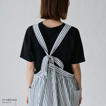 まるで洋服のようなワンピースエプロン