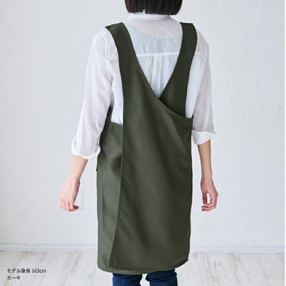シワになりくいバッククロスエプロン