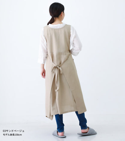 お尻が隠れるふんわりとした綿麻混エプロン