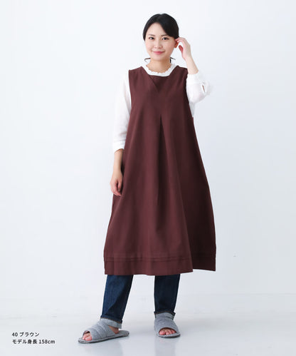 お尻が隠れるコットンフランネルワンピースエプロン