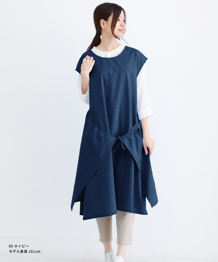 お尻が隠れる前ラップ付きワンピースエプロン